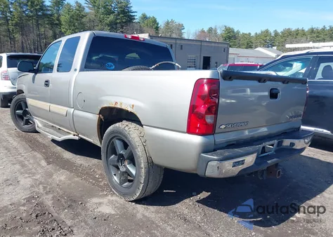2003 Chevrolet Silverado 1500 Ls из США, поврежденный, VIN 2GCEC19T231216358